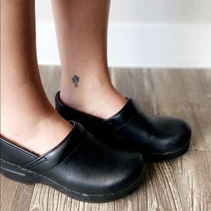 Black Dansco Clog Size 37